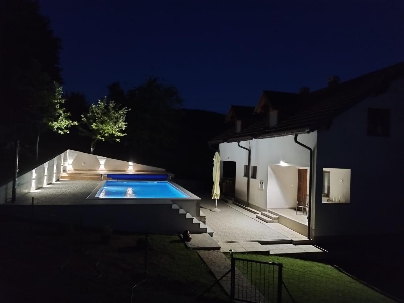 Holiday House Marija Villa Otocac Exterior photo