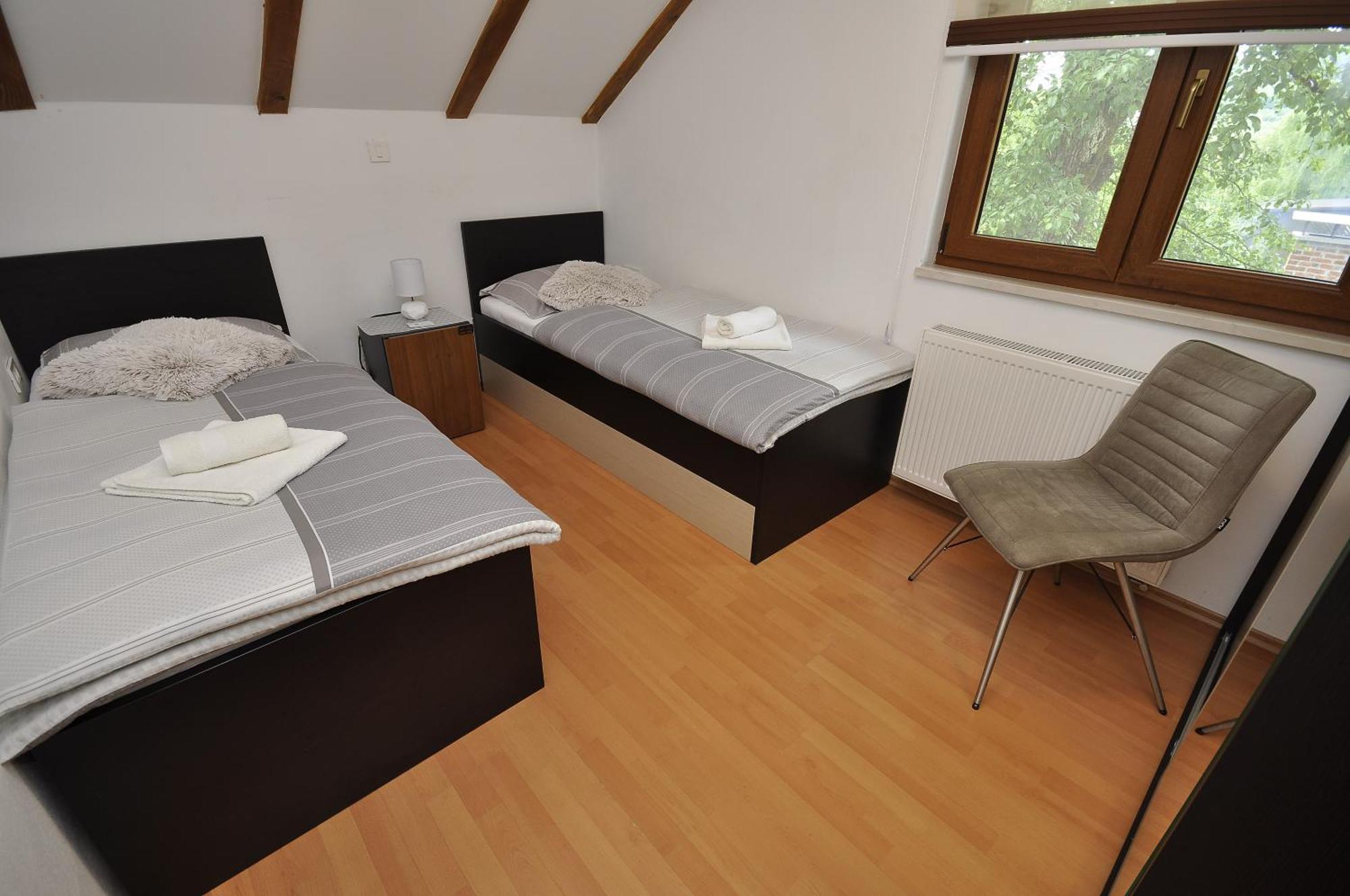 Holiday House Marija Villa Otocac Exterior photo